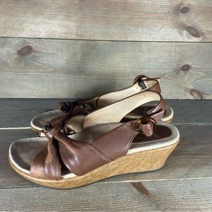 Dansko Womens size 36 shoes brown leather slingback wedge sandals